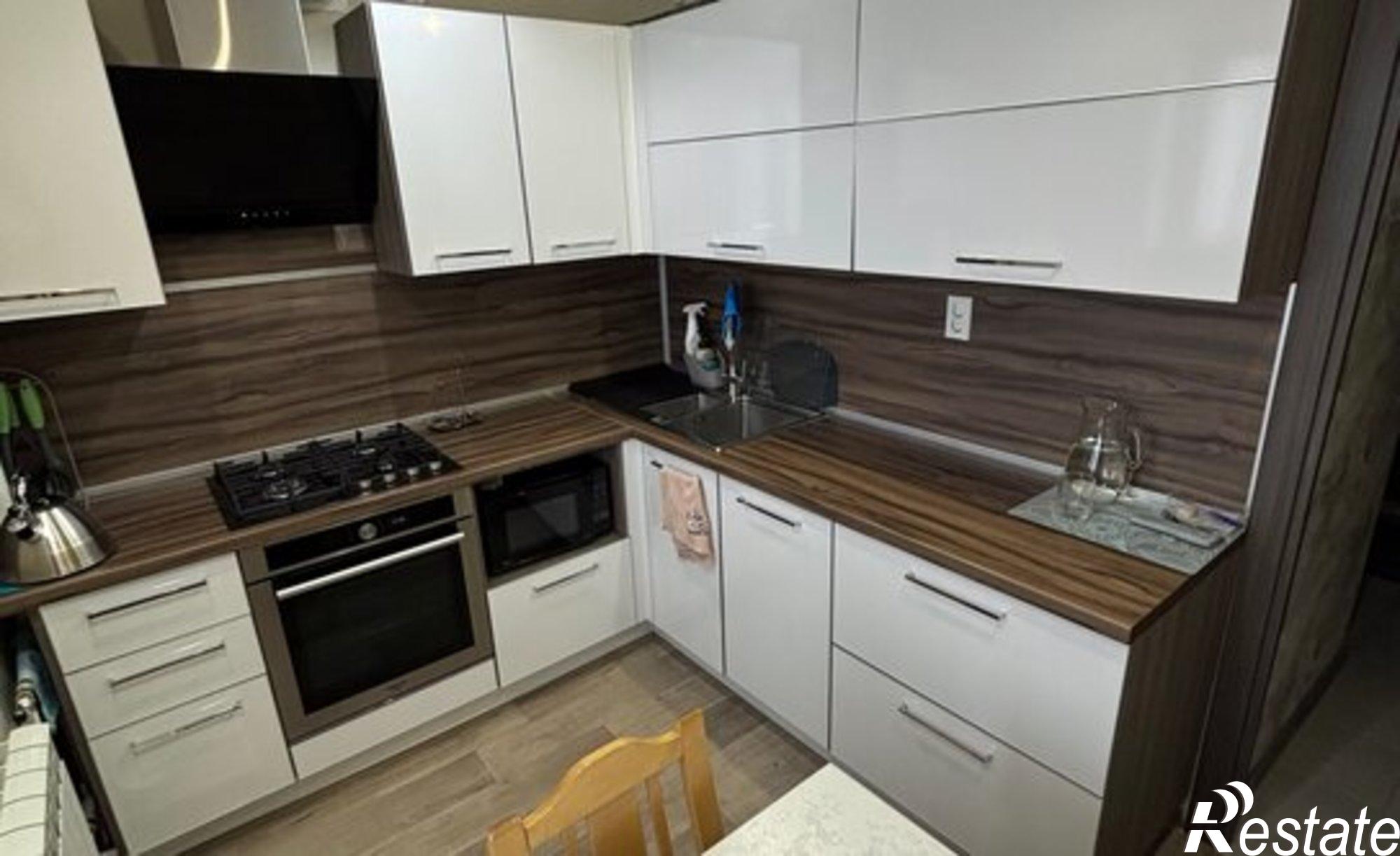 Купить квартиру за 4 700 000 рублей на проспект Победы, 182