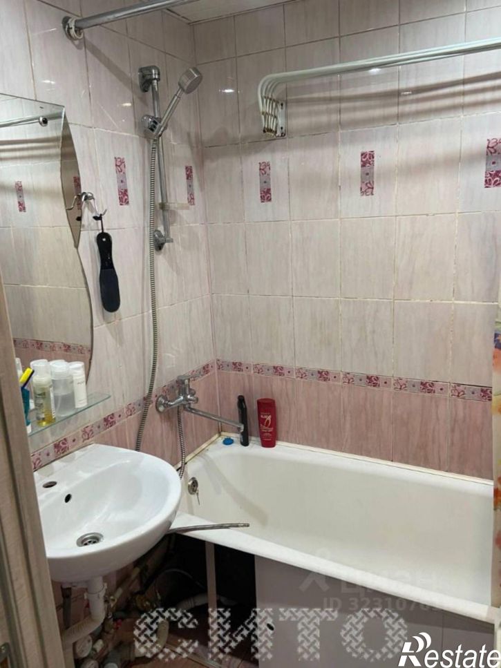 3-комн квартира Остинская улица, 18,  д. 18