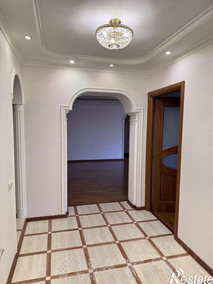 5-комн квартира Архангельская улица, 92,  д. 92