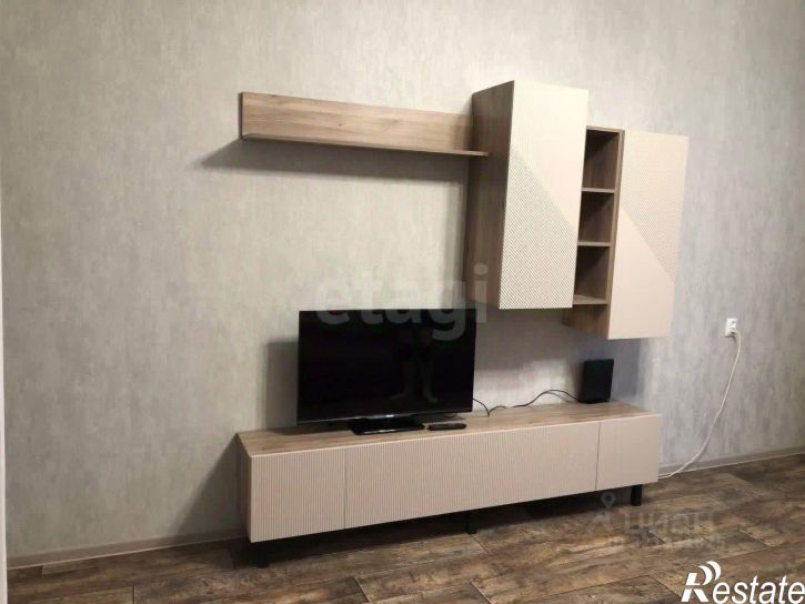 2-комн квартира улица Ломоносова, 38,  д. 38