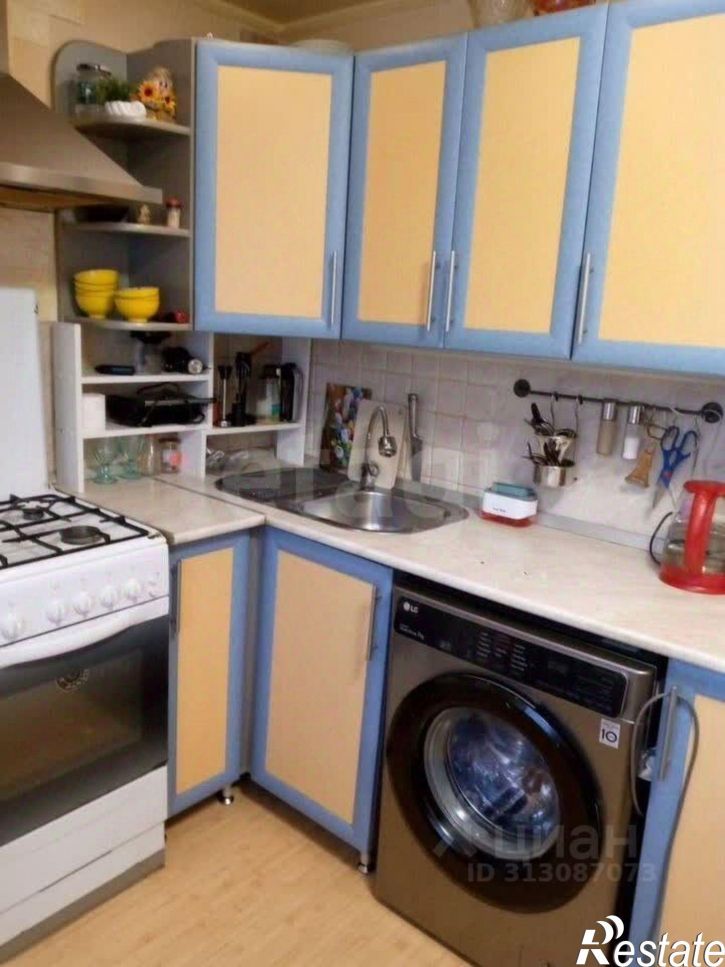 3-комн квартира улица Краснодонцев, 46,  д. 46