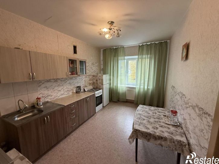 2-комн квартира Ленинградская улица, 38,  д. 38