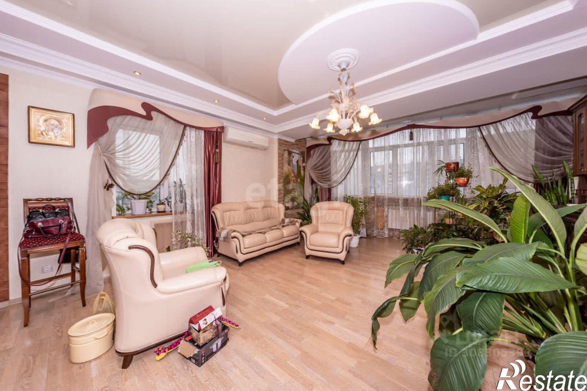 Купить квартиру за 13 200 000 рублей на улица Наседкина, 8