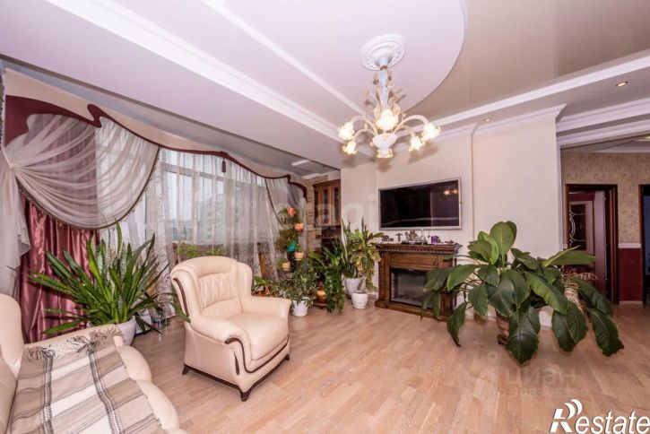 2-комн квартира улица Наседкина, 8,  д. 8