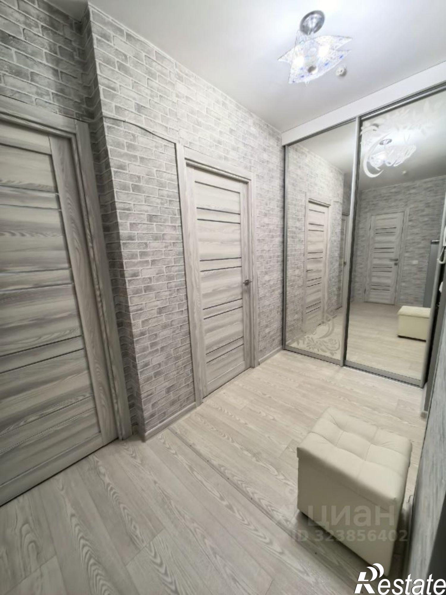 Купить квартиру за 6 400 000 рублей на Шекснинский проспект, 12