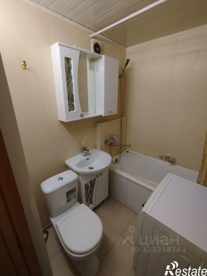 2-комн квартира Площадь Строителей, 2,  д. 2