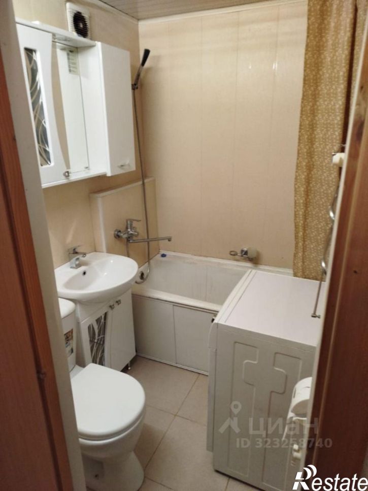 2-комн квартира Площадь Строителей, 2,  д. 2