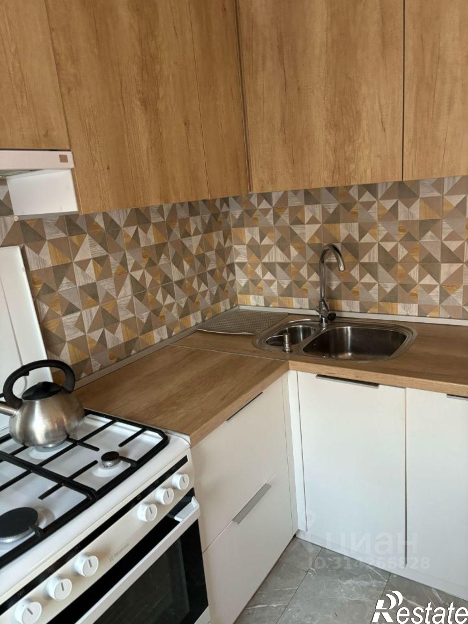 Сдать квартиру за 31 000 рублей на улица Моченкова, 4