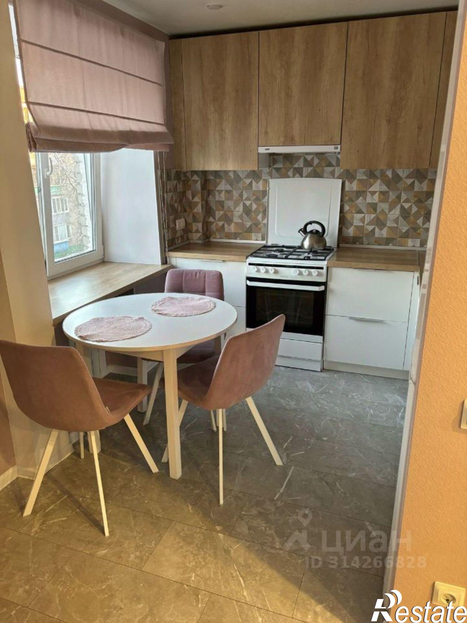 Сдать квартиру за 31 000 рублей на улица Моченкова, 4