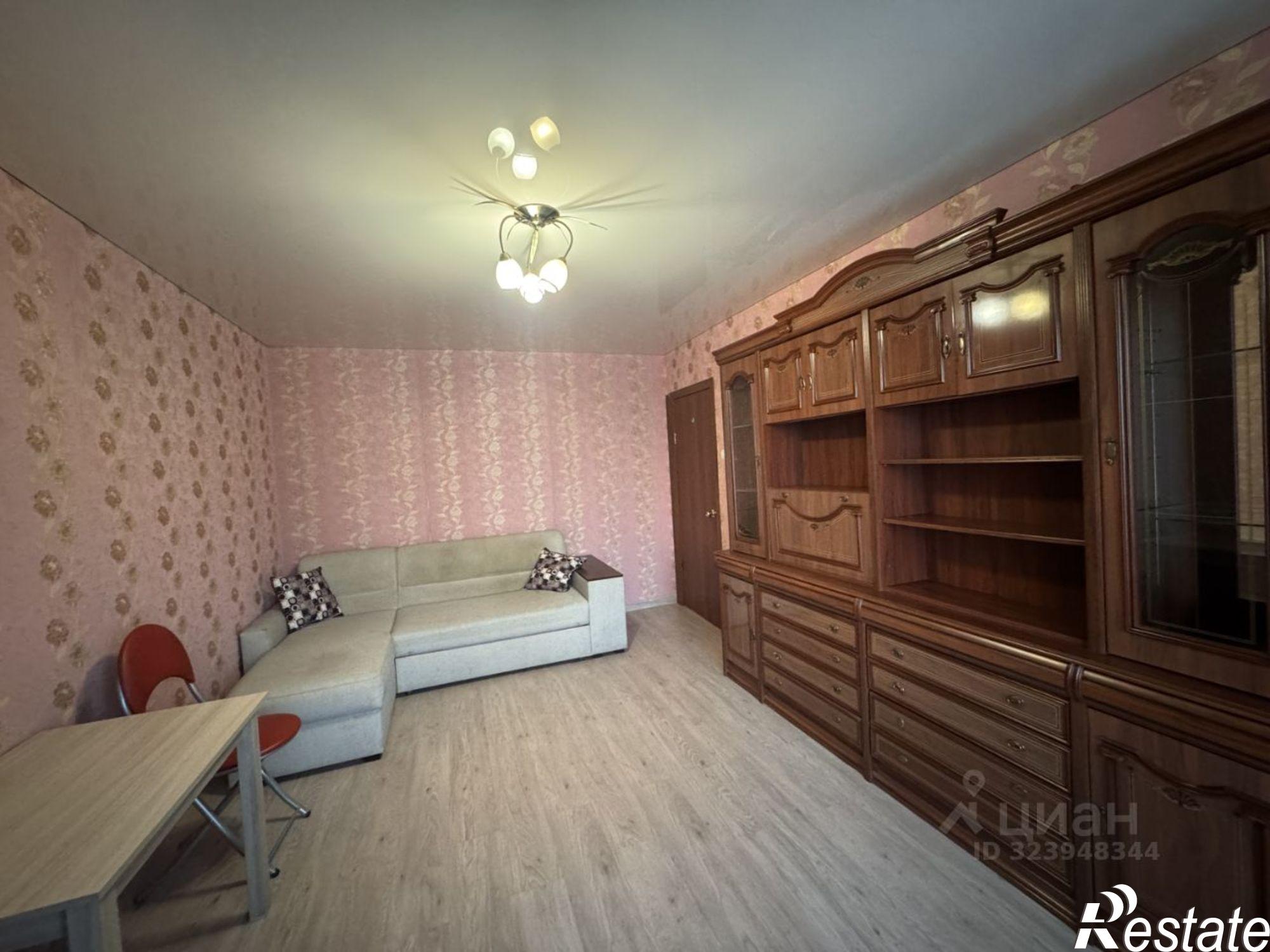 Сдать квартиру за 38 000 рублей на Октябрьский пр-кт, 42