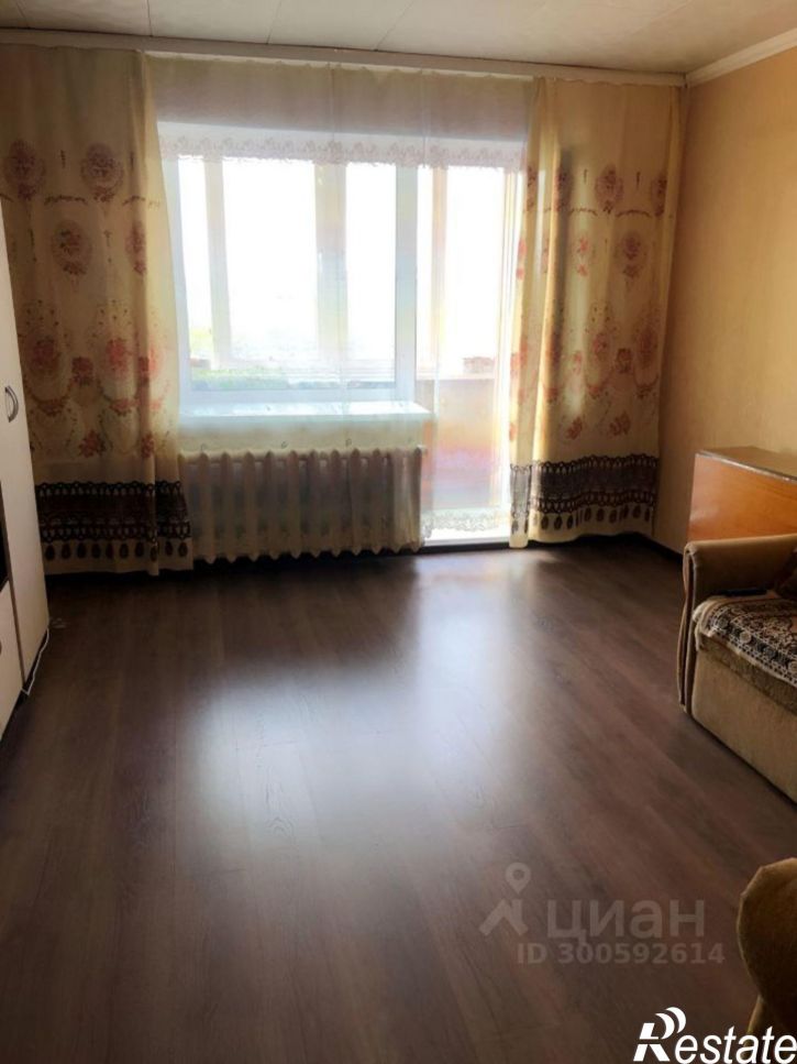 3-комн квартира улица Ветеранов, 3,  д. 3