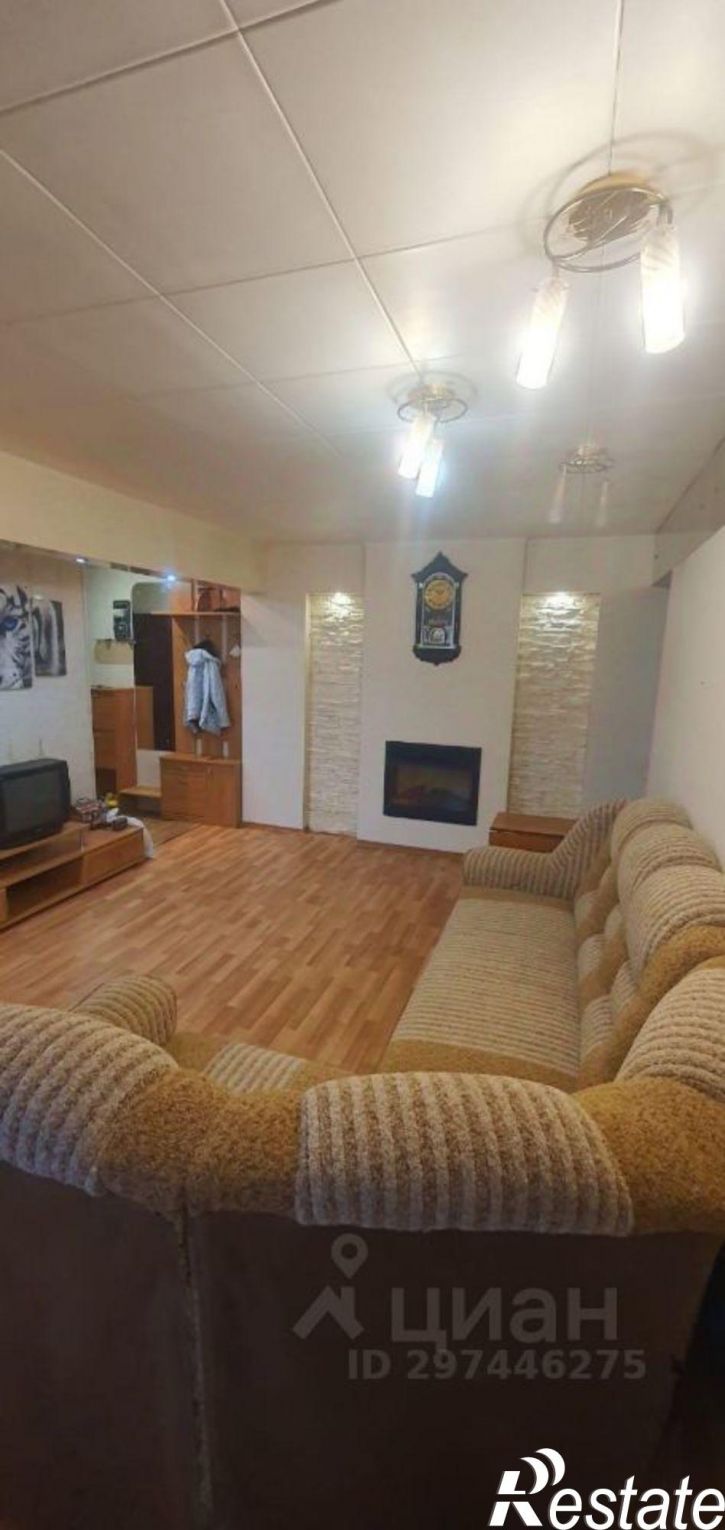 3-комн квартира пр-кт Победы, 27,  д. 27