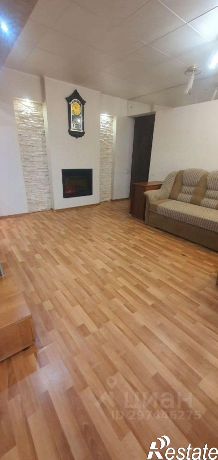 3-комн квартира пр-кт Победы, 27,  д. 27