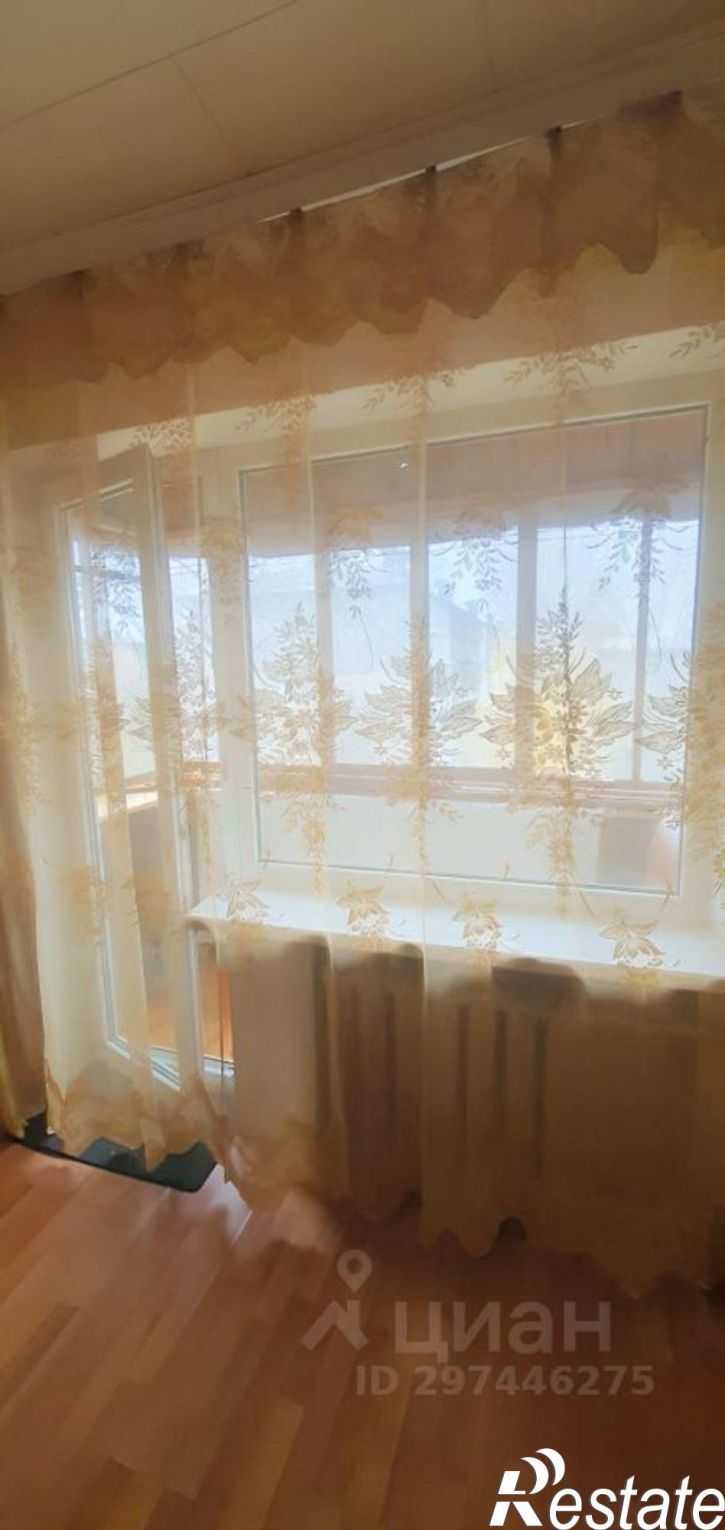 3-комн квартира пр-кт Победы, 27,  д. 27