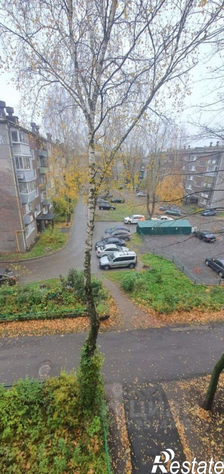 3-комн квартира пр-кт Победы, 27,  д. 27