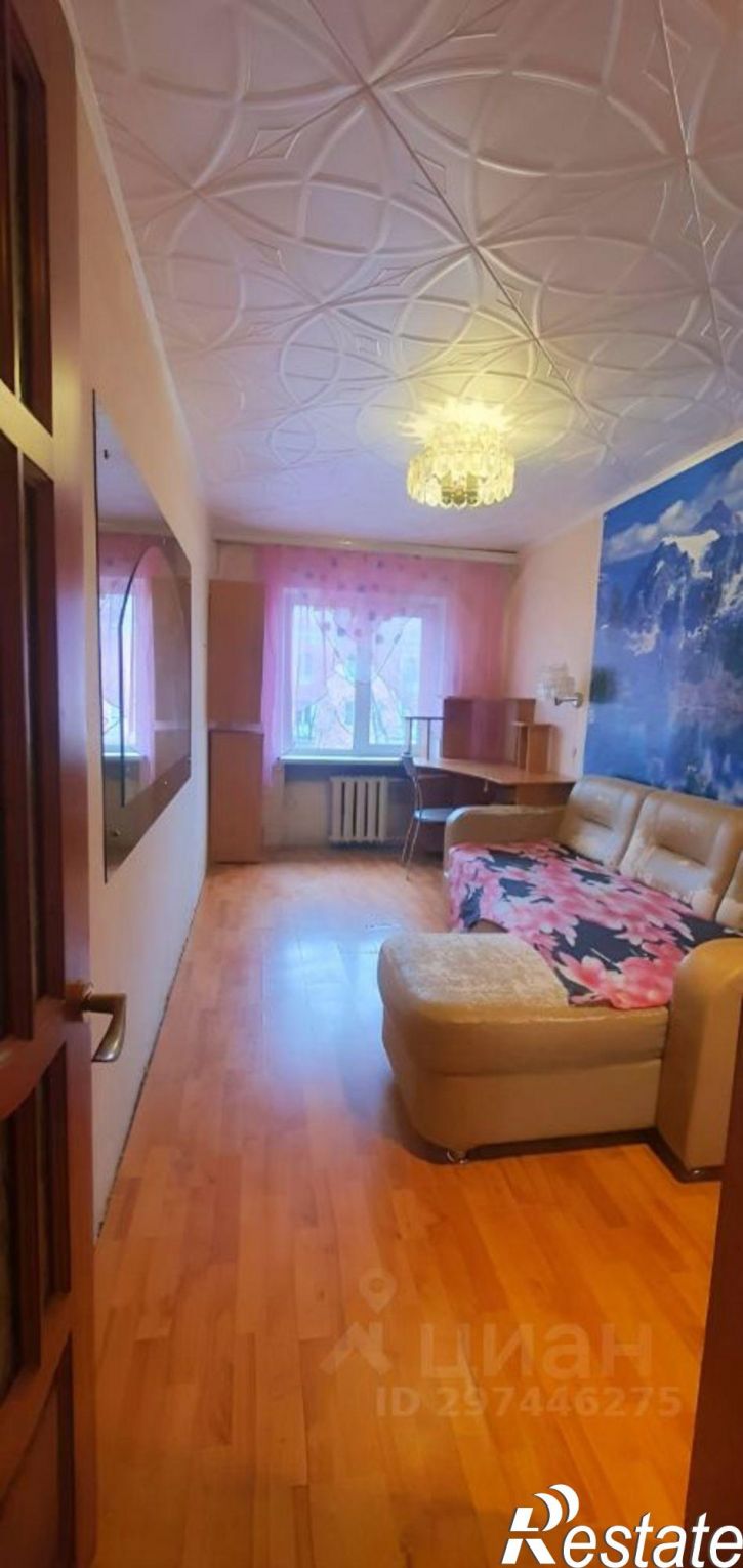 3-комн квартира пр-кт Победы, 27,  д. 27