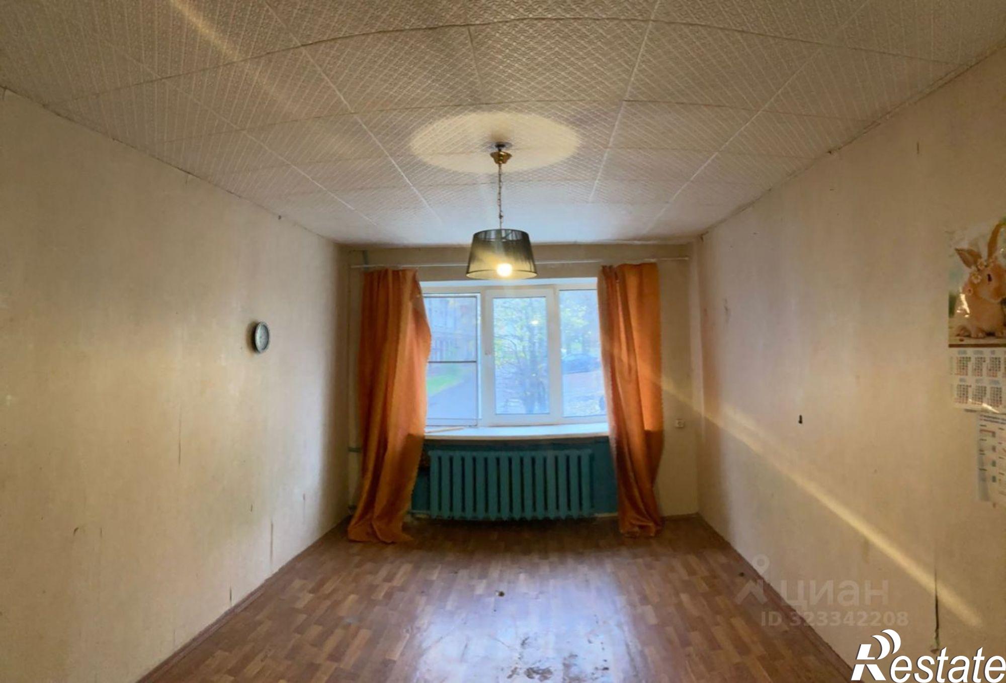 Купить комнату за 560 000 рублей на Спортивная улица, 14