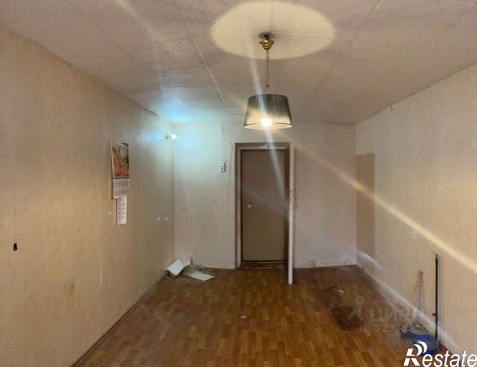 Купить комнату за 560 000 рублей на Спортивная улица, 14