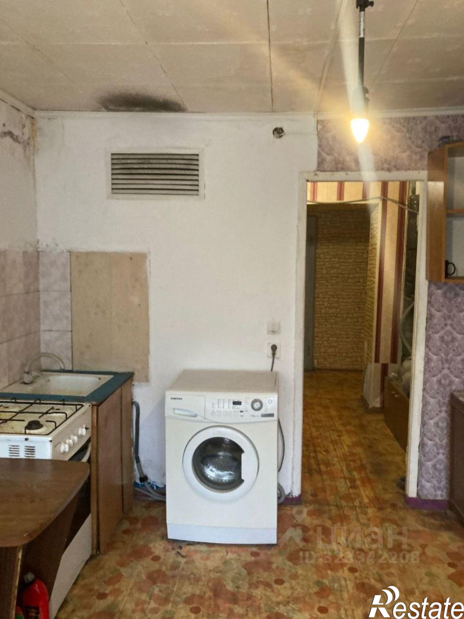 Купить комнату за 560 000 рублей на Спортивная улица, 14