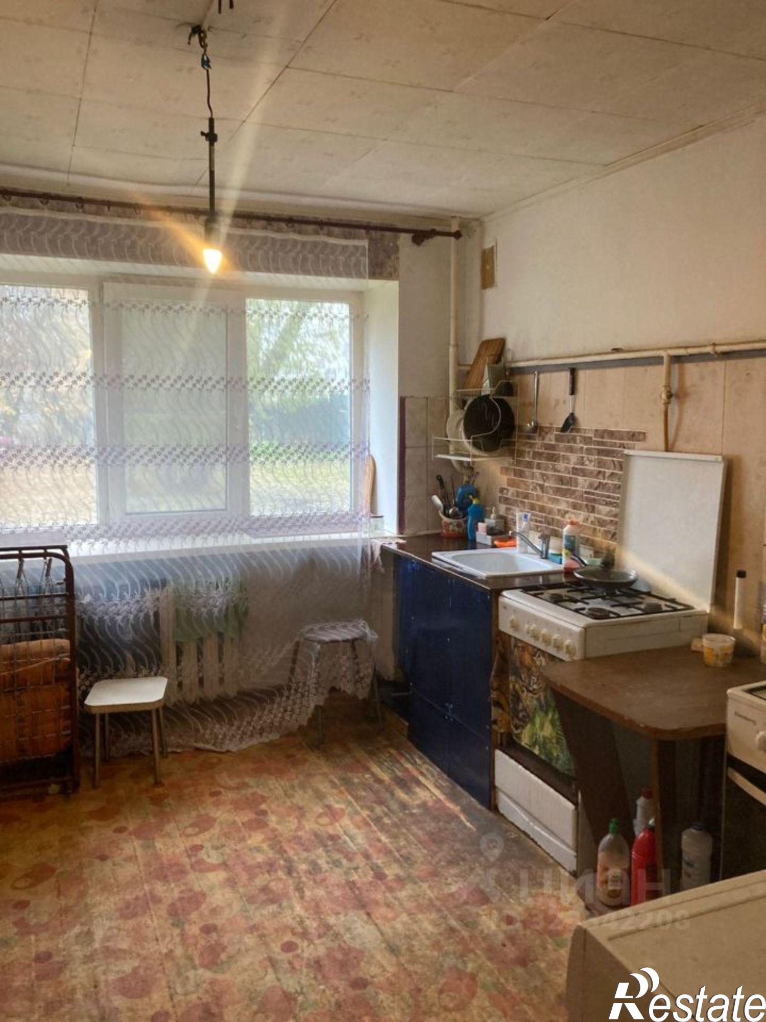 Купить комнату за 560 000 рублей на Спортивная улица, 14