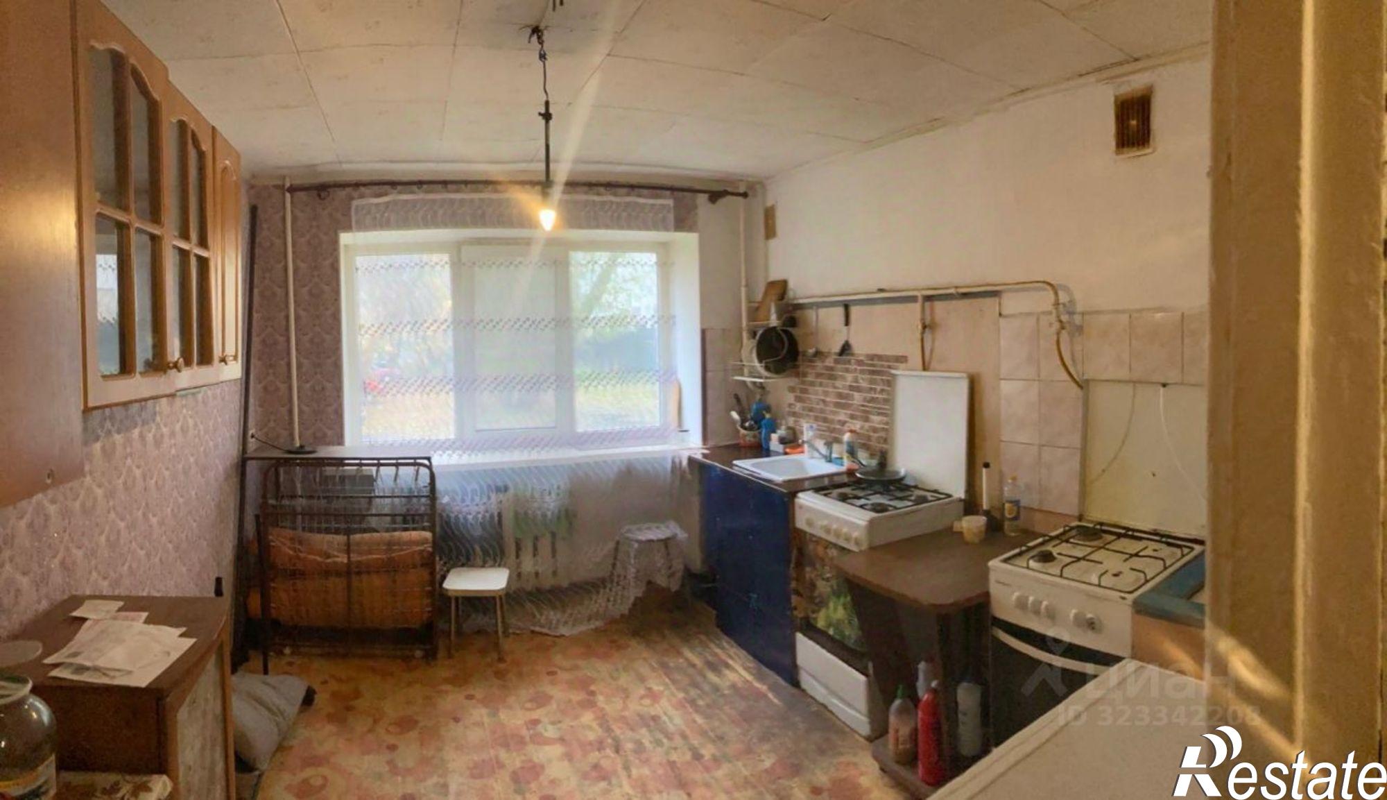 Купить комнату за 560 000 рублей на Спортивная улица, 14