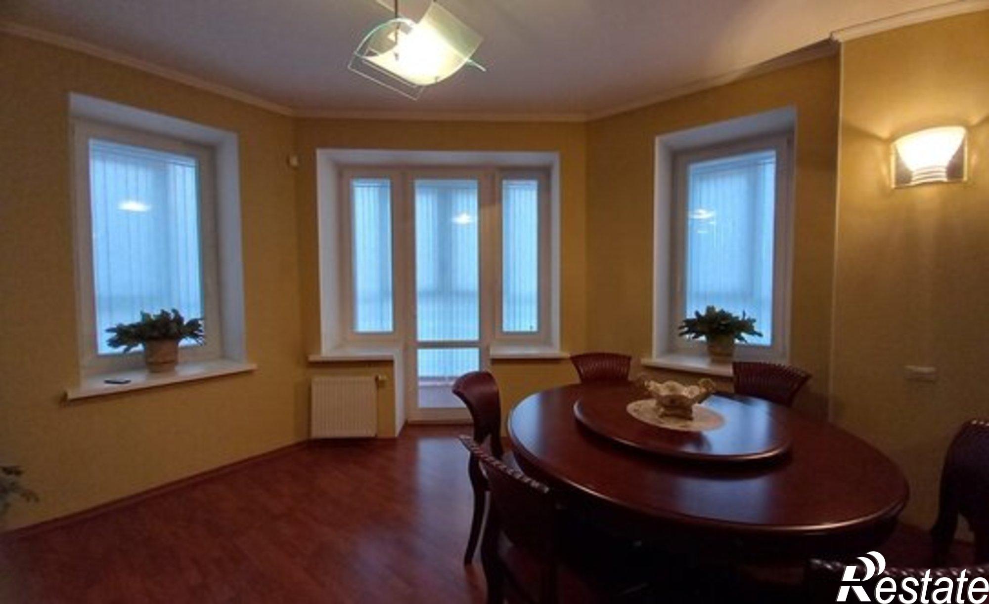 Купить квартиру за 18 600 000 рублей на ул Батюшкова, 5