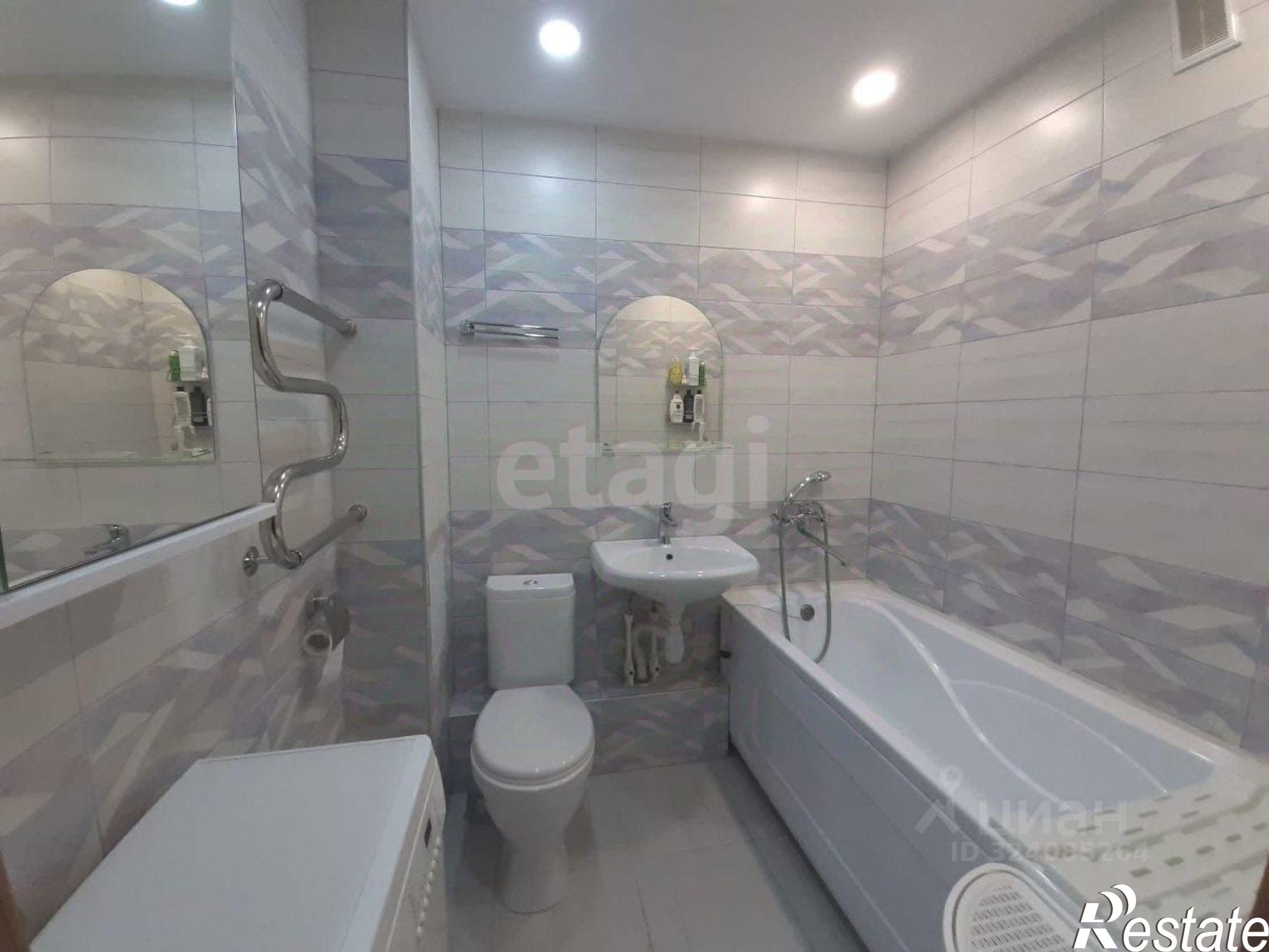 Купить квартиру за 4 200 000 рублей на Шекснинский проспект, 20