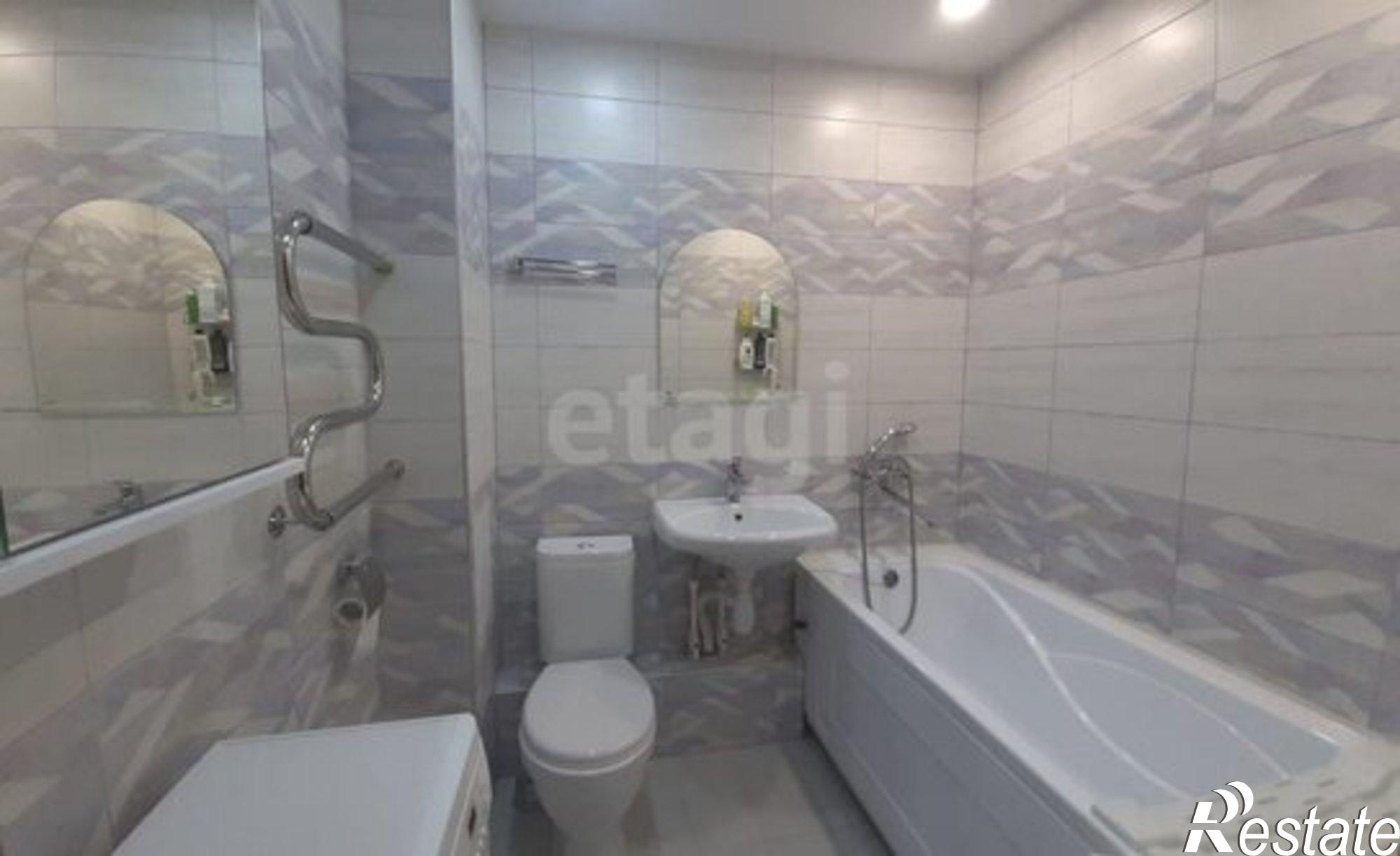 Купить квартиру за 4 200 000 рублей на Шекснинский пр-кт, 20