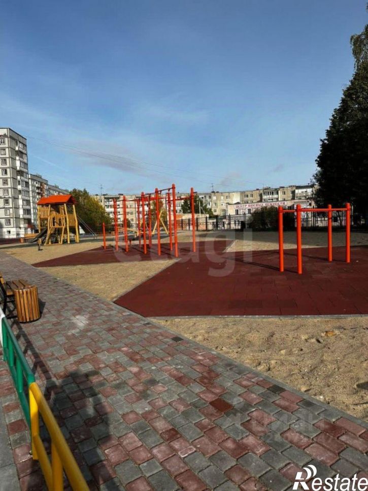 2-комн квартира Октябрьский проспект, 62,  д. 62