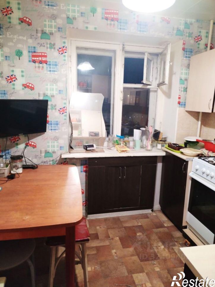 2-комн квартира пл Строителей, 2,  д. 2