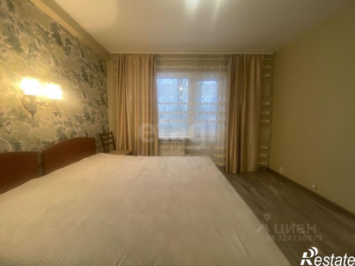 3-комн квартира улица Краснодонцев, 74,  д. 74