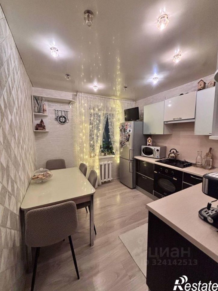 3-комн квартира проспект Победы, 104,  д. 104