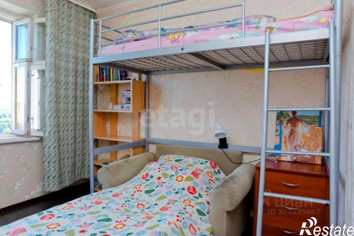 3-комн квартира улица П.Окинина, 12,  д. 12