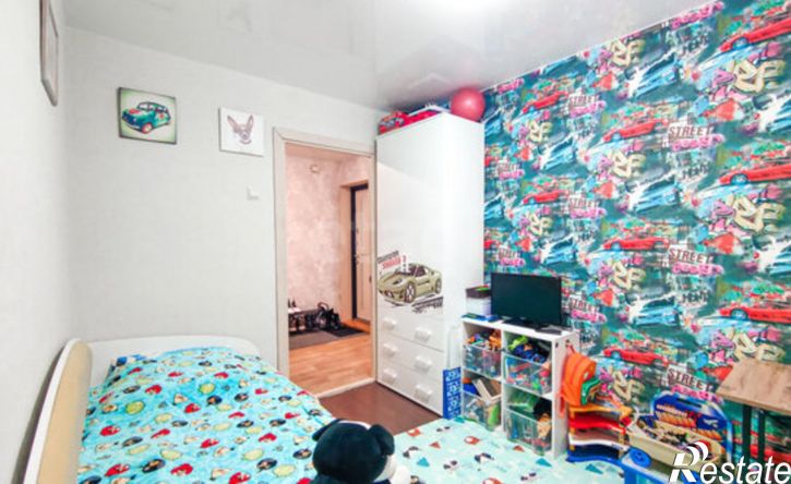 3-комн квартира улица Моченкова, 4,  д. 4