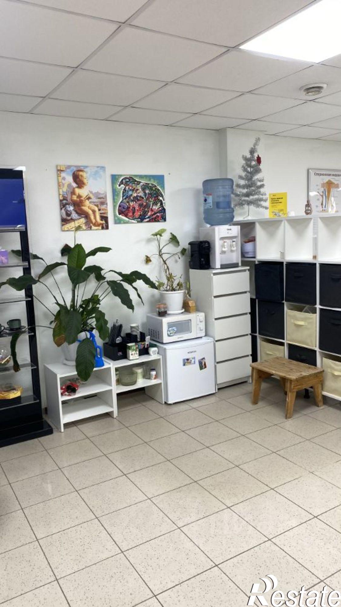 Сдать офис, помещение под офис за 11 001 рублей на проспект Луначарского, 53А