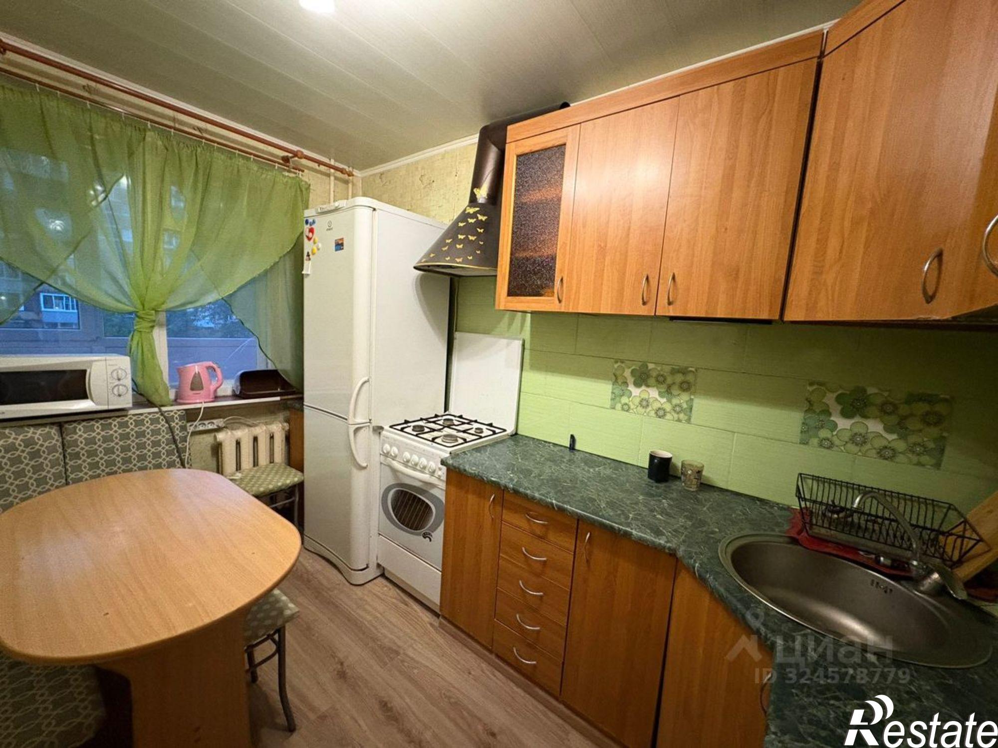 Сдать квартиру за 28 000 рублей на Советский проспект, 18