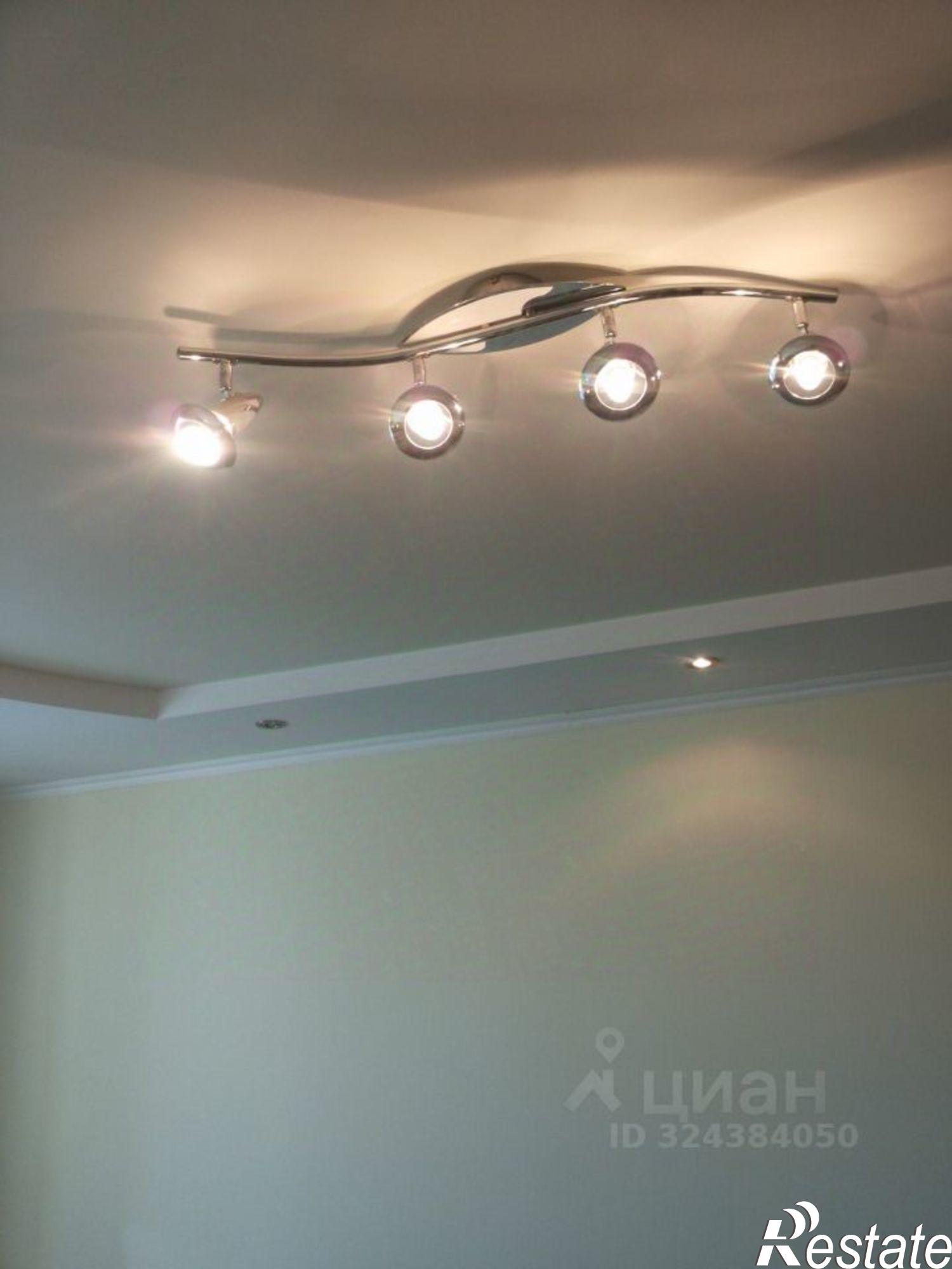 Сдать квартиру за 27 000 рублей на улица Краснодонцев, 88