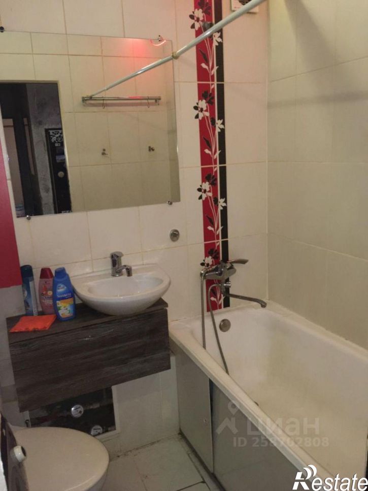 2-комн квартира ул Устюженская, 18,  д. 18