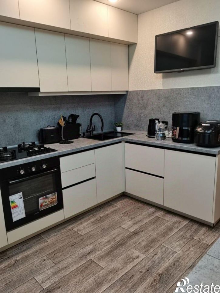 1-комн квартира Октябрьский проспект, 82,  д. 82