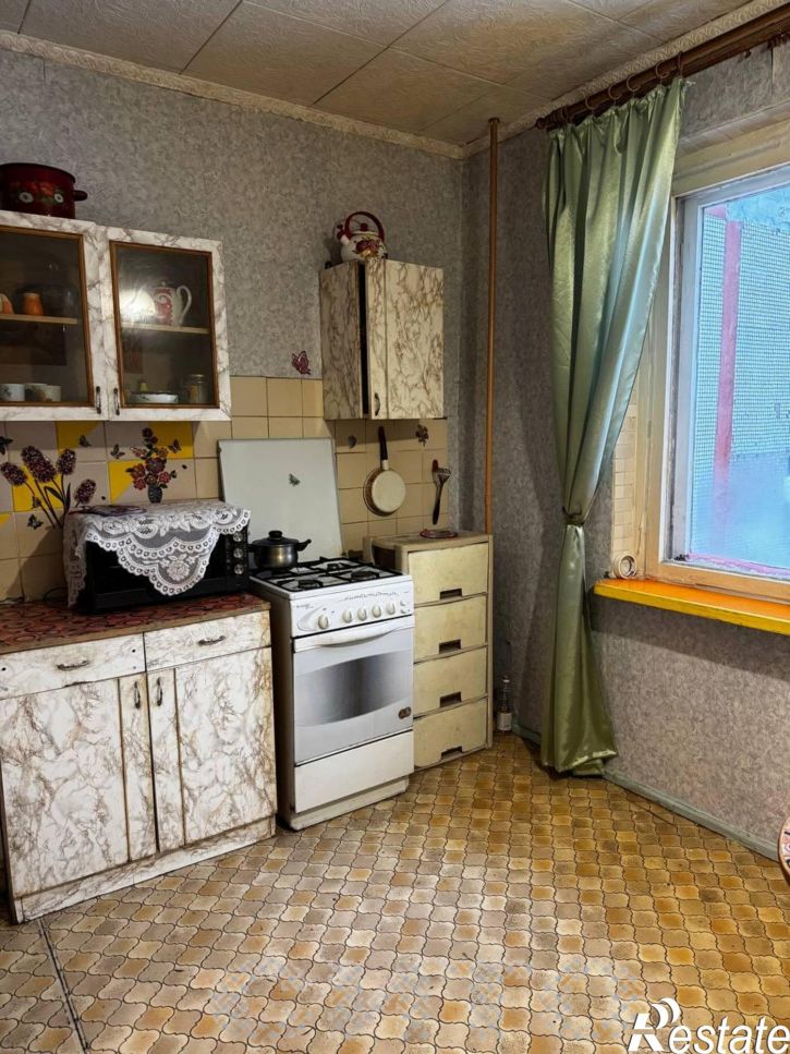 3-комн квартира Ленинградская улица,22