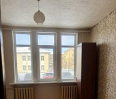 комната 77 кв м улица Ленина, 133В