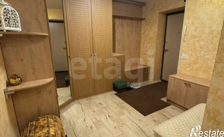 3-комн квартира Октябрьский пр-кт, 92,  д. 92