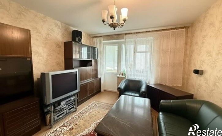 3-комн квартира проспект Победы, 180,  д. 180