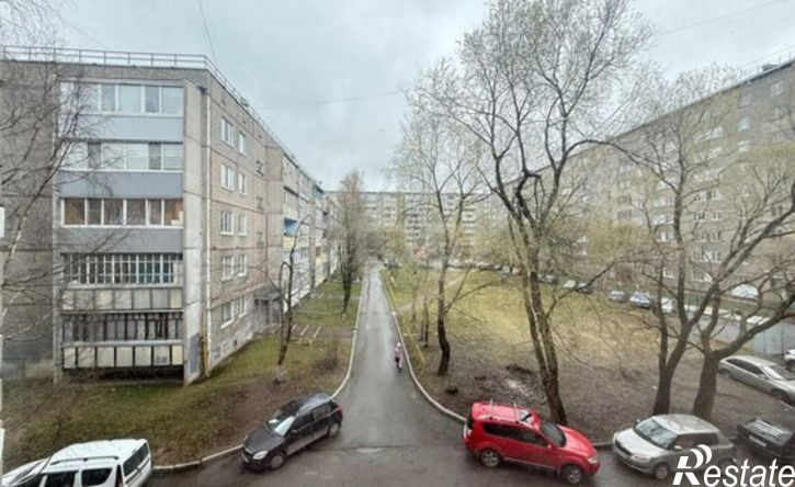 3-комн квартира проспект Победы, 180,  д. 180