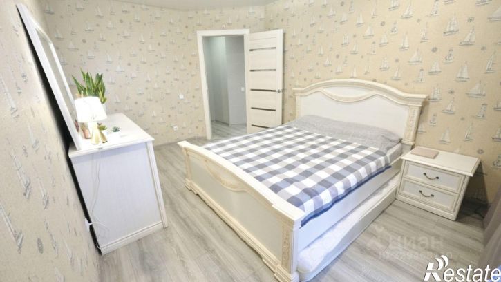 3-комн квартира ул Монтклер, 13 2,  д. 13 2,  к. 2
