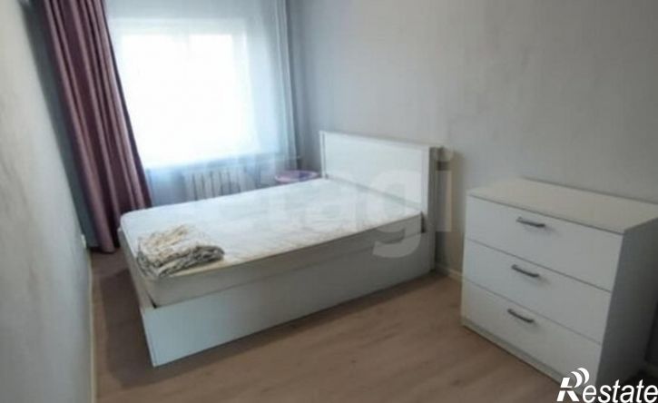 3-комн квартира пр-кт Строителей, 20,  д. 20