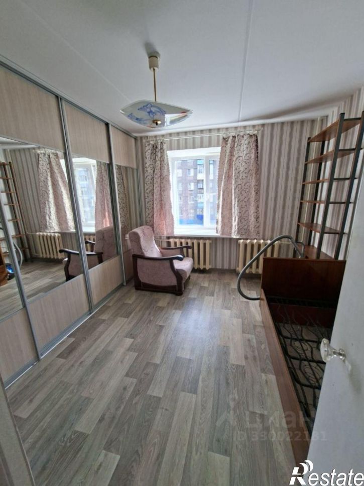 2-комн квартира улица Ветеранов, 3,  д. 3