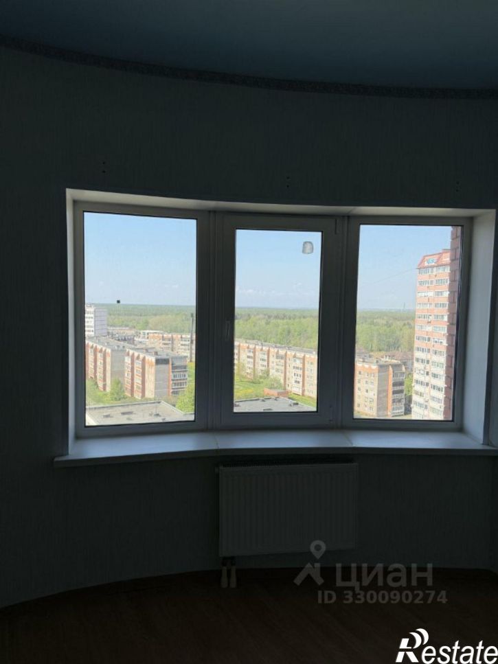 3-комн квартира ул Любецкая, 1,  д. 1