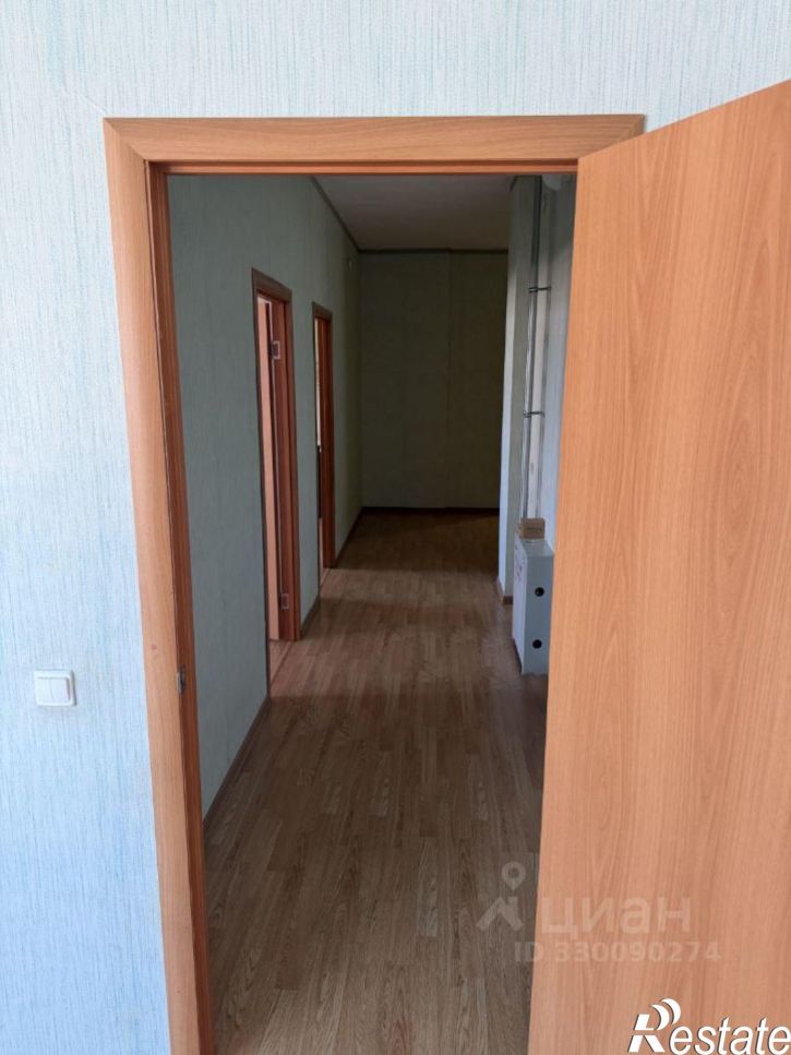 3-комн квартира ул Любецкая, 1,  д. 1