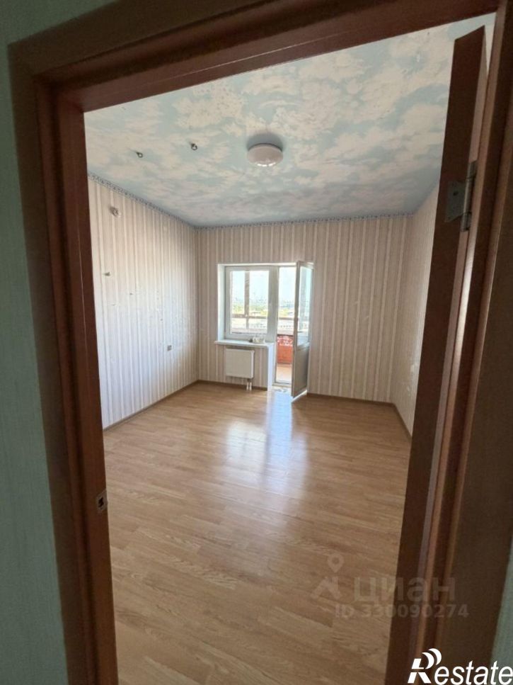 3-комн квартира ул Любецкая, 1,  д. 1